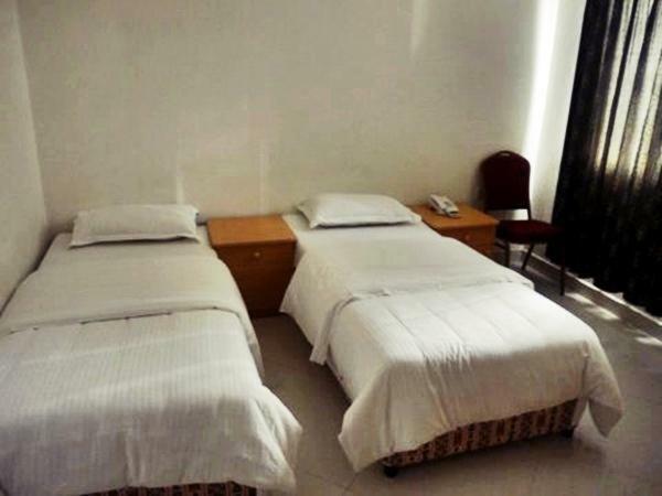 Plaza Hotel Μουσκάτ Εξωτερικό φωτογραφία